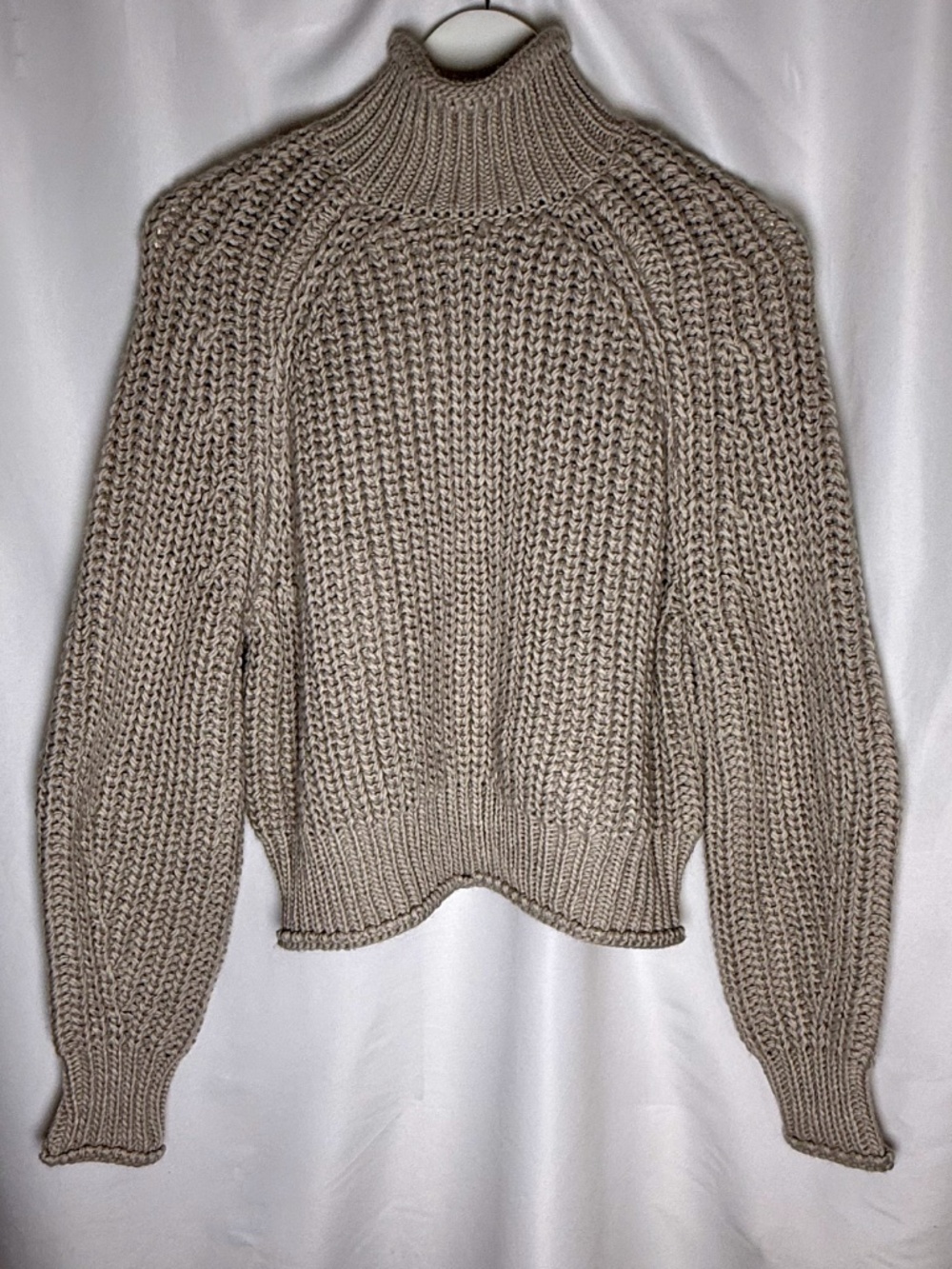 H&M Women's Cable Knit Turtleneck Sweater Cream Size M NWT